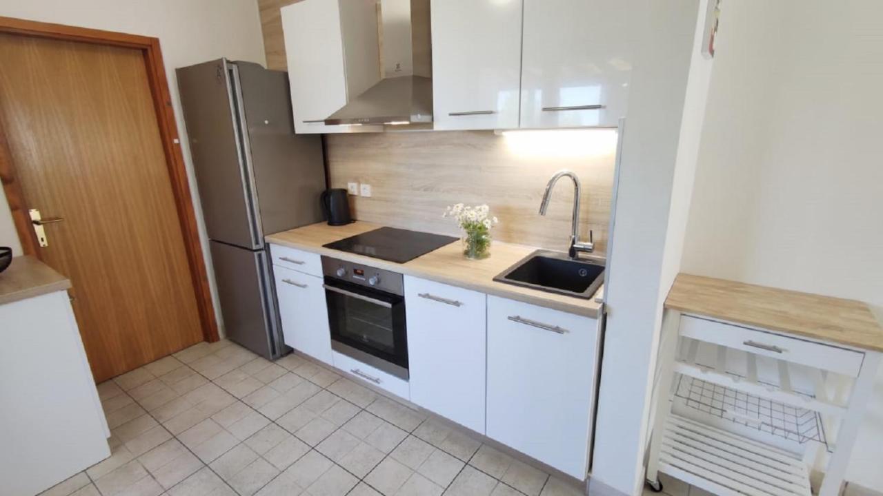 Apartments Riba 维斯 外观 照片