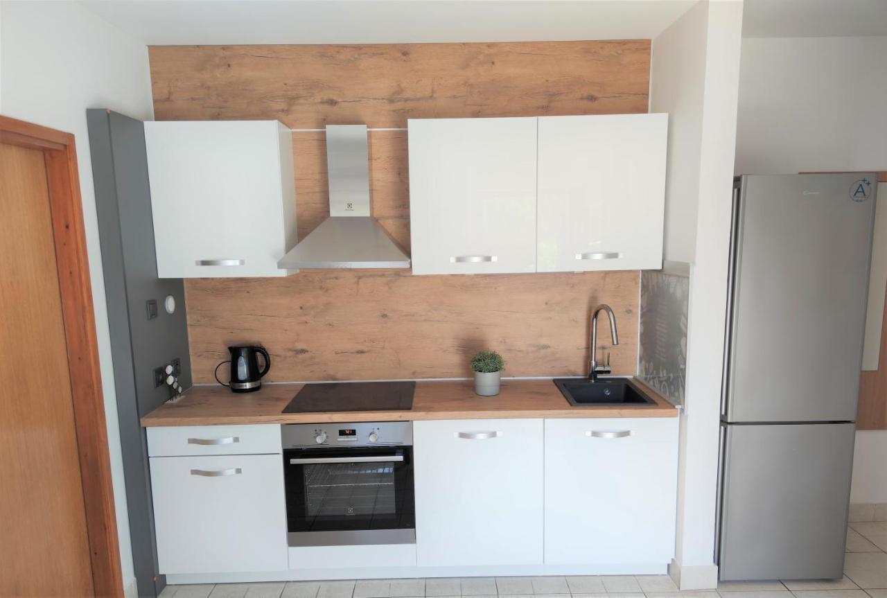 Apartments Riba 维斯 客房 照片