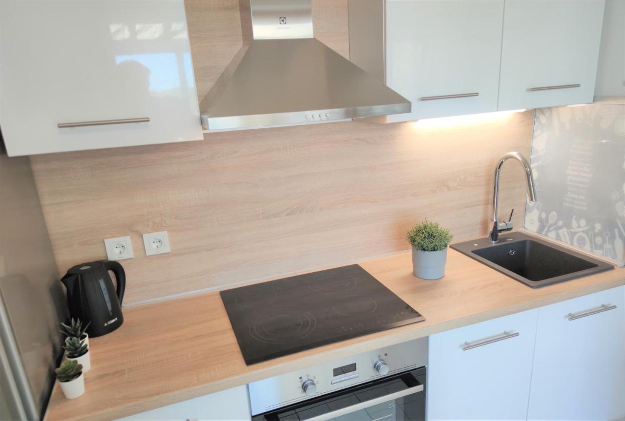 Apartments Riba 维斯 客房 照片